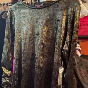 Crushed velvet Vince Camuto top